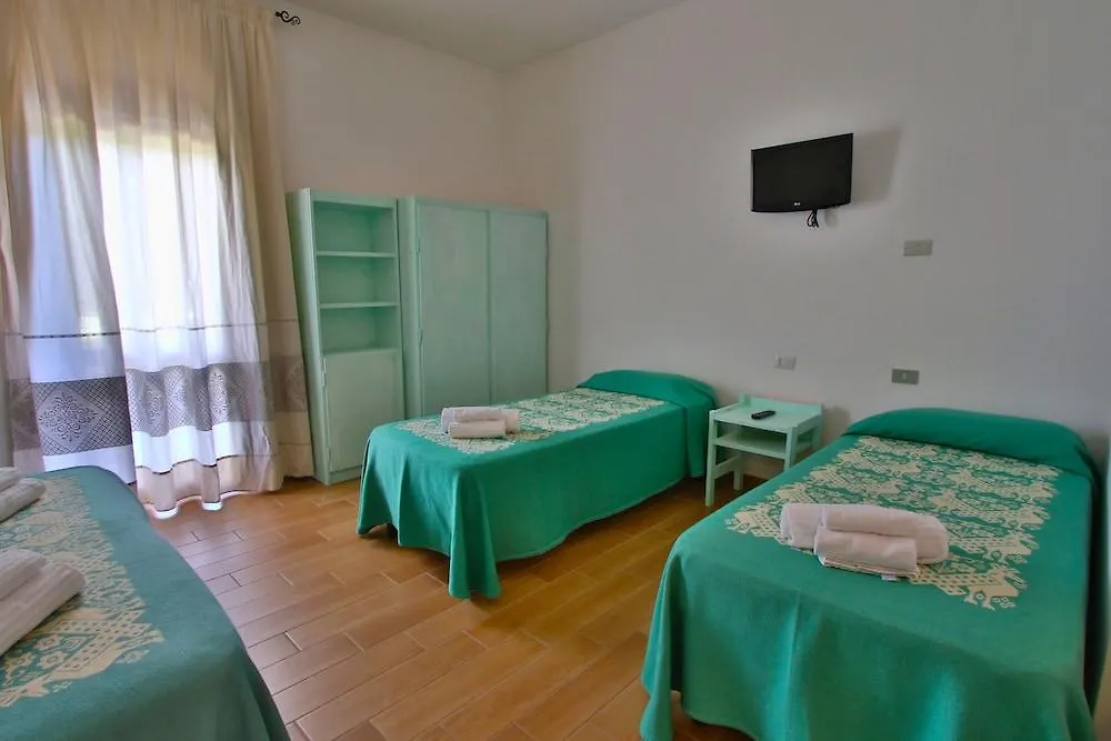 סאן תאודורו Hotel Le Mimose 3*, סאן תאודורו